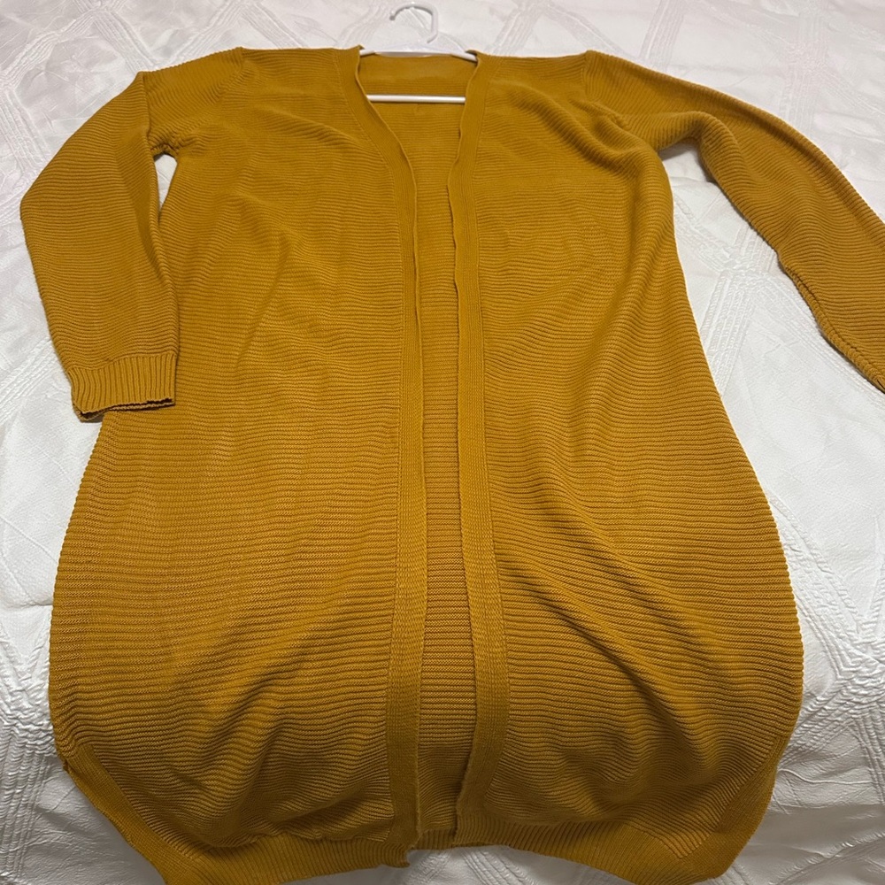 Mustard Yellow Women's cozy cardigan